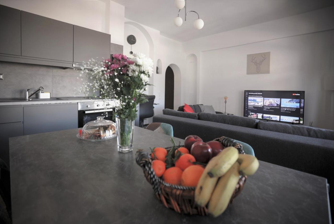 Modern 2 Bedroom Apartment Next To Metro - Marousi Atina Dış mekan fotoğraf