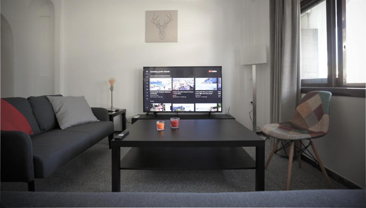 Modern 2 Bedroom Apartment Next To Metro - Marousi Atina Dış mekan fotoğraf