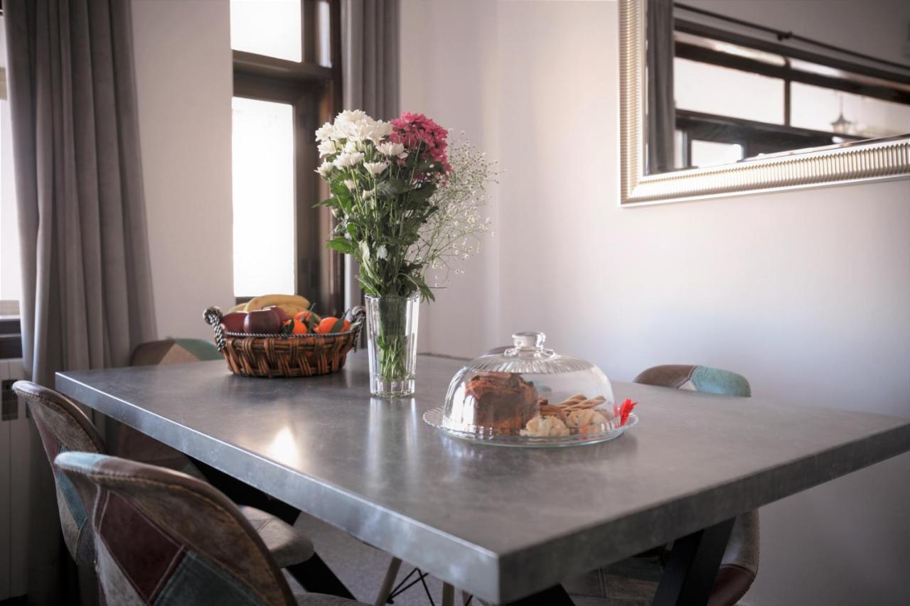 Modern 2 Bedroom Apartment Next To Metro - Marousi Atina Dış mekan fotoğraf