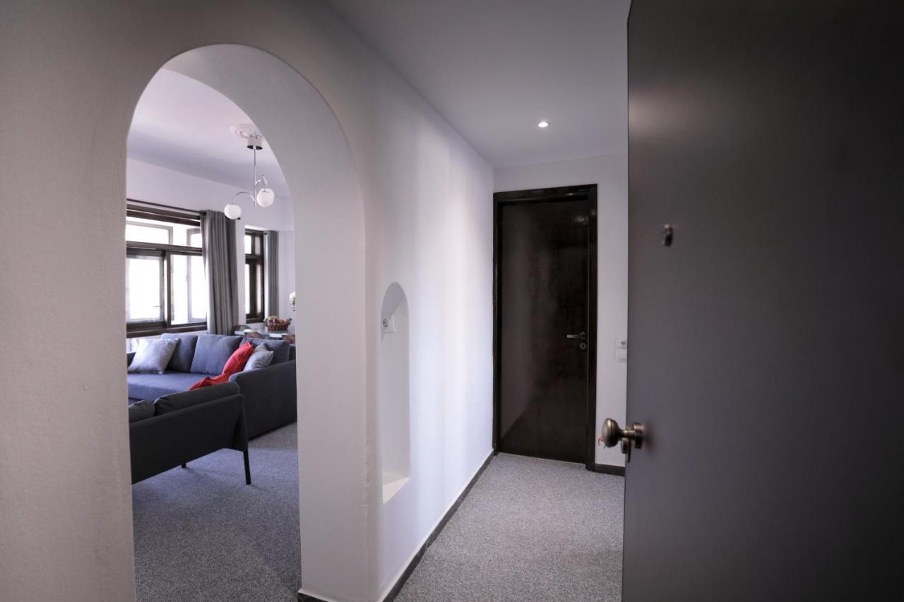 Modern 2 Bedroom Apartment Next To Metro - Marousi Atina Dış mekan fotoğraf