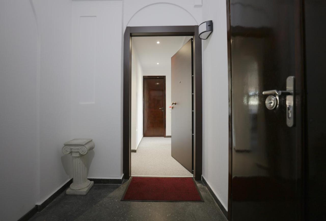Modern 2 Bedroom Apartment Next To Metro - Marousi Atina Dış mekan fotoğraf